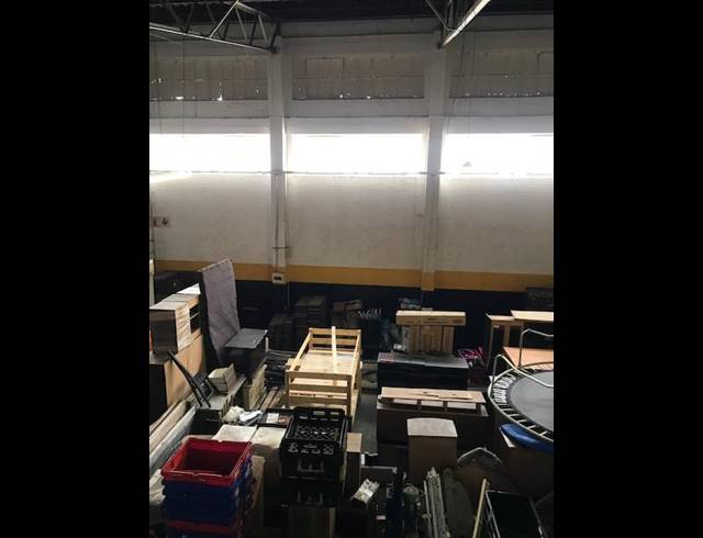 892M² WAREHOUSE TO LET IN DURBAN CENTRAL